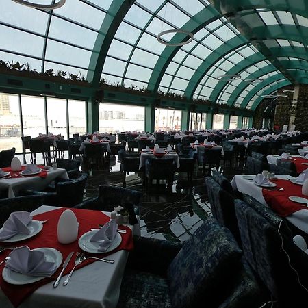 Ramada By Wyndham Manama City Centre Exterior photo