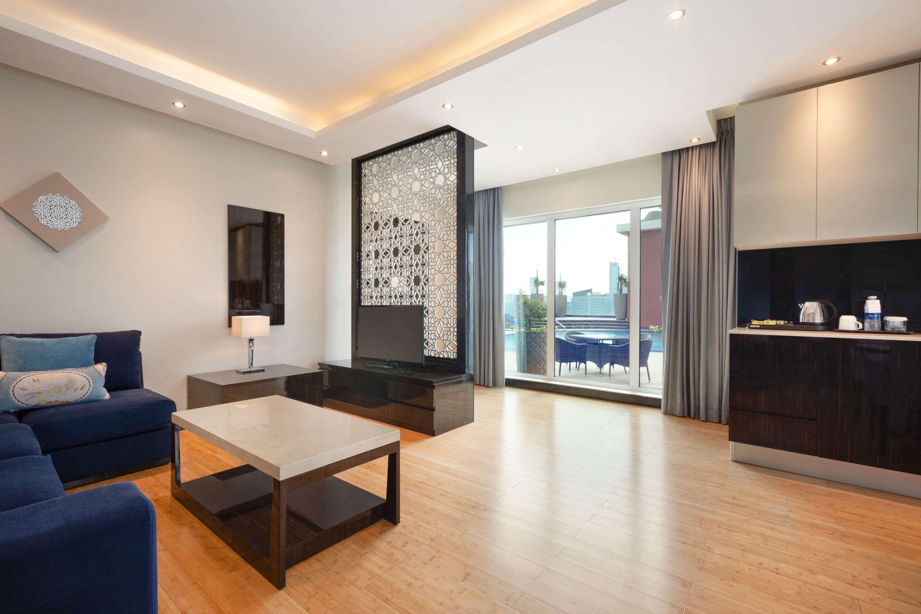 Ramada By Wyndham Manama City Centre Exterior photo