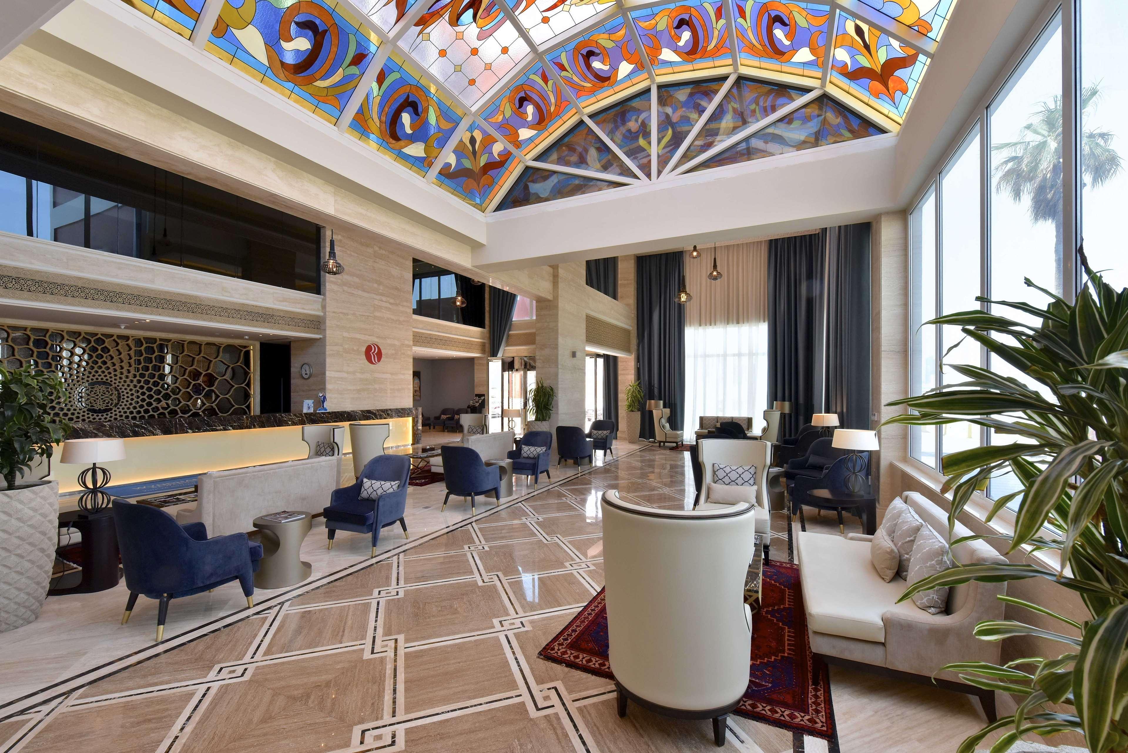 Ramada By Wyndham Manama City Centre Exterior photo