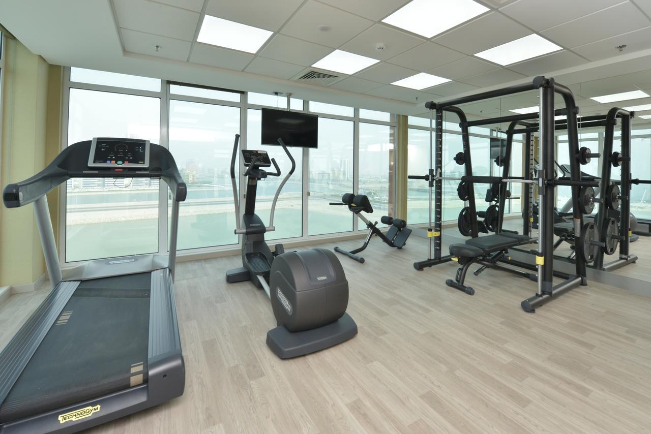 Ramada By Wyndham Manama City Centre Exterior photo