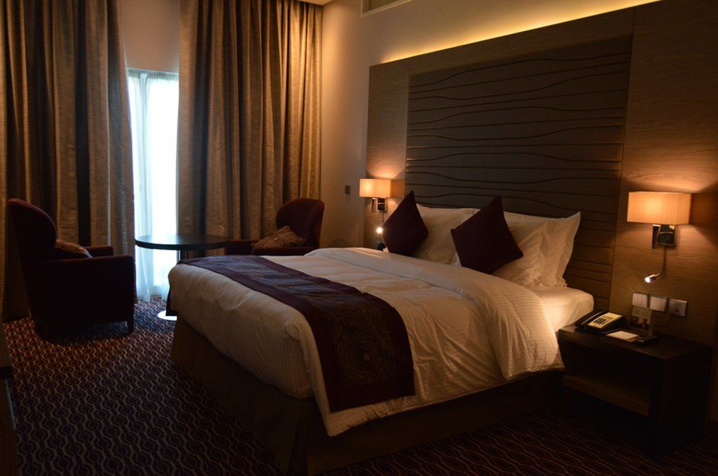 Ramada By Wyndham Manama City Centre Exterior photo